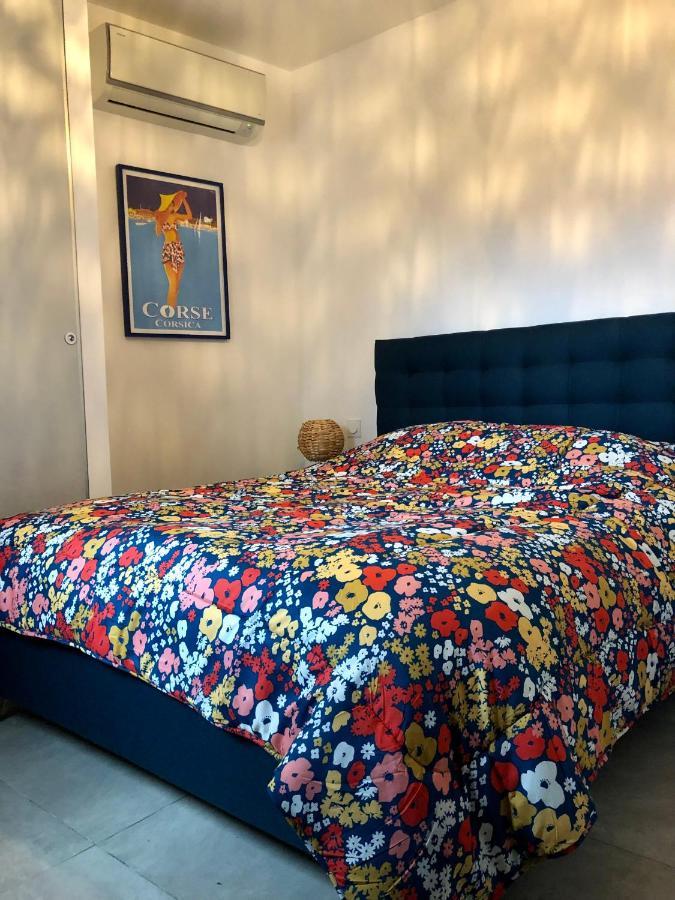 Superbe Appartement Sur Le Port, Jacuzzi, Piscine ปอร์โต-เวคคีโอ ภายนอก รูปภาพ