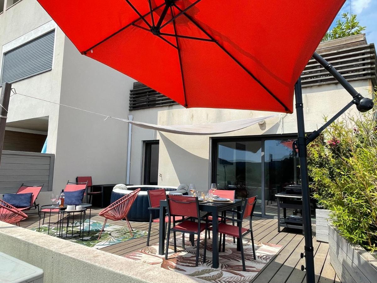 Superbe Appartement Sur Le Port, Jacuzzi, Piscine ปอร์โต-เวคคีโอ ภายนอก รูปภาพ